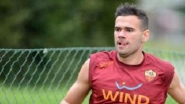 Il difensore della Roma dovr&agrave; operarsi