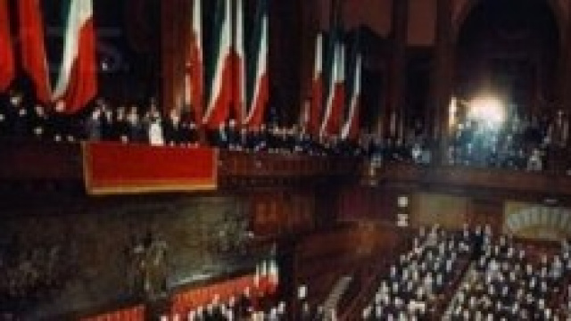 Riflessione sulla distribuzione diritti in Italia.