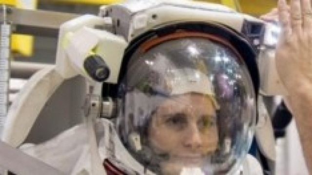 Samantha Cristoforetti partir&agrave; per lo spazio.