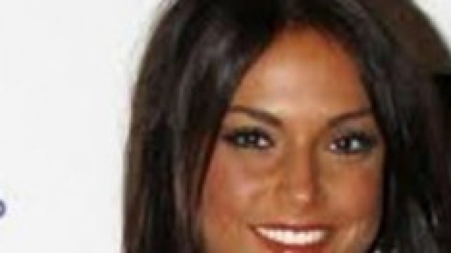 A Domenica Live Francesca De Andr&egrave; si difende.