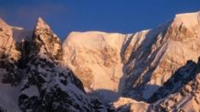 Previsioni meteo: neve solo in montagna a dicembre