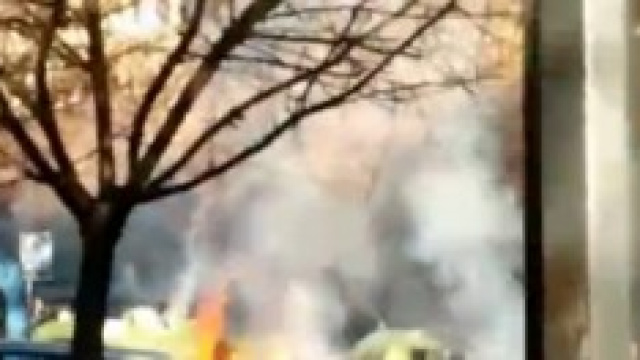 Donna incinta abortisce per manganellata