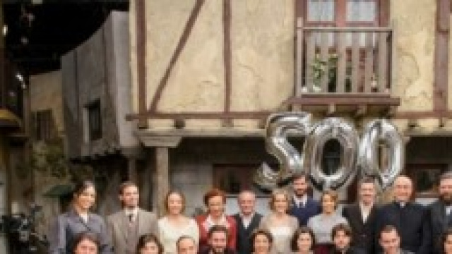 Foto di gruppo del cast de Il Segreto