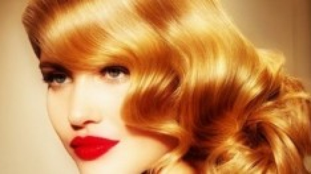 Idee per capelli a Natale e Capodanno