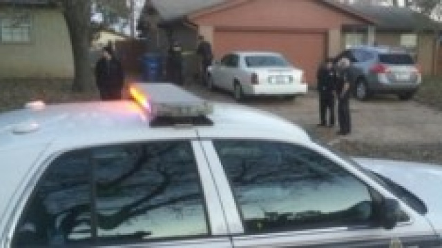 La polizia di Tulsa interviene sul posto