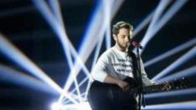 Lorenzo Fragola spopola sui social