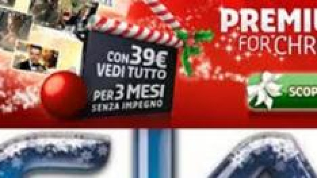 Le offerte natalizie di Mediaset Premium e Sky.