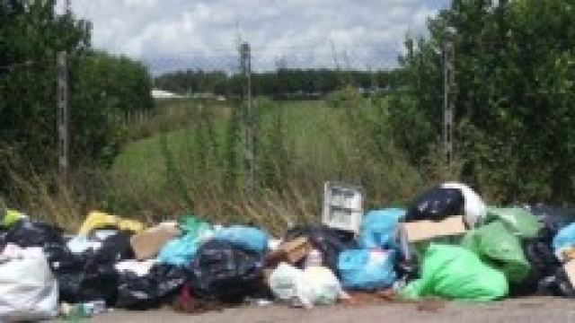 Rifiuti nella zona est di Roma
