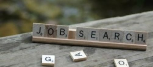 picture of job search for online scam 