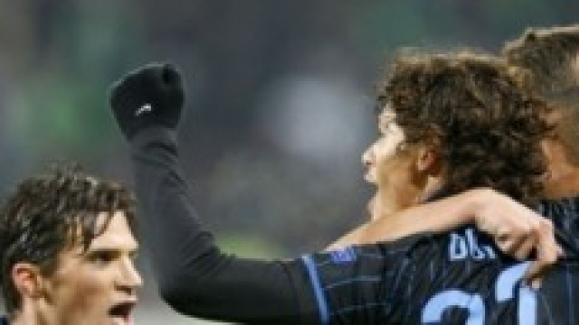 Dod&ograve; esulta dopo il gol del momentaneo vantaggio