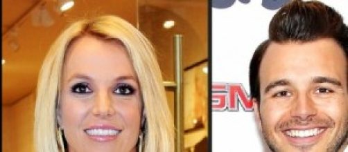 Britney Spears de novia con Charlie Ebersol.