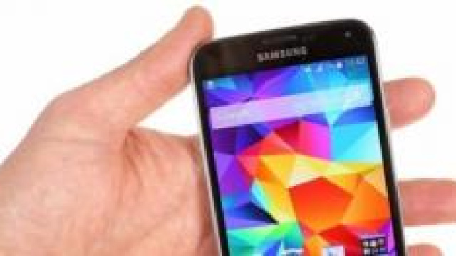 Galaxy S5, S4, S3 Neo: cellulari promozioni Natale