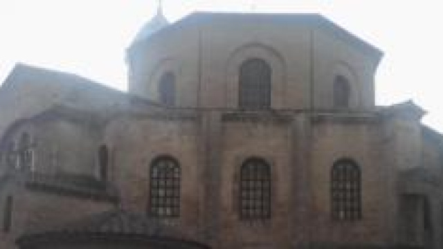 Nell'immagine, uno dei monumenti di Ravenna