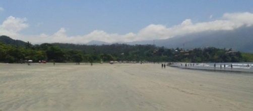 Bareque&ccedil;aba: Praia da fam&iacute;lia 