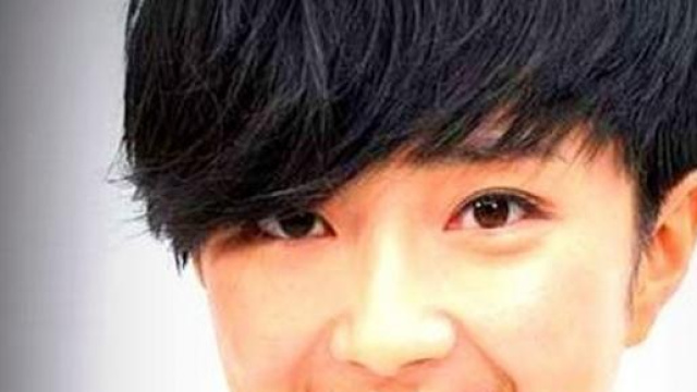 Kwai Lun Mei-Fungo, corti con frangia