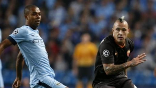 Nella foto, Naingolani della Roma in campo