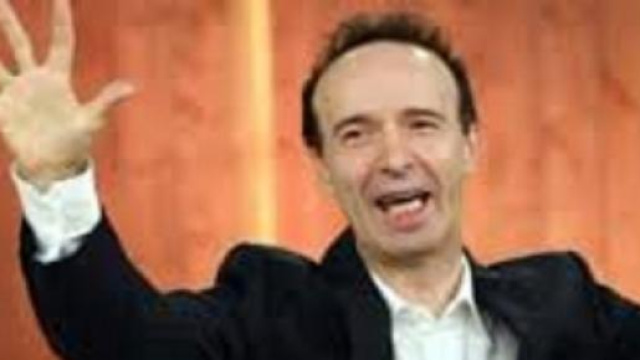 nella foto, il famoso comico Roberto Benigni