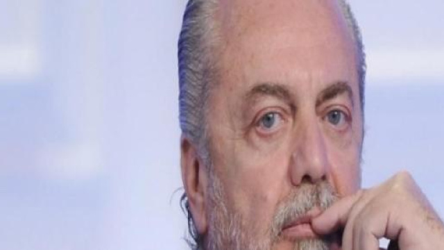 Aurelio De Laurentiis manda il Napoli in ritiro