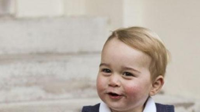 Il Principe George &egrave; cresciuto: le foto di Natale