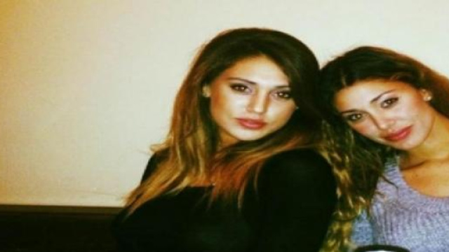 Belen Rodriguez insieme alla sorella Cecilia