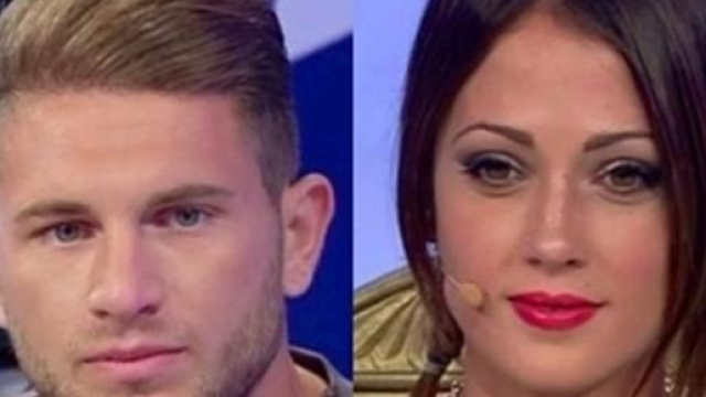 Salvatore si diverte, Teresa lo bacchetta?