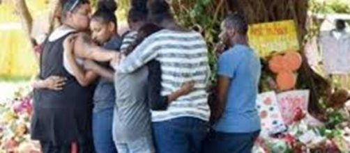 Homenaje a los ni&ntilde;os asesinados en Australia