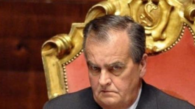 Calderoli molla Silvio Berlusconi