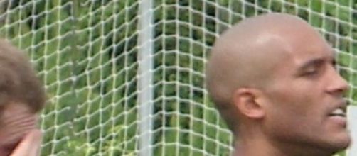 Football player Clarke Carlisle training 