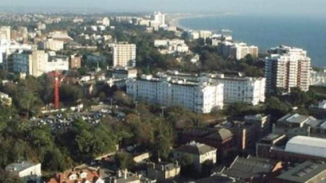 Bournemouth, trovato corpo di donna morta da anni