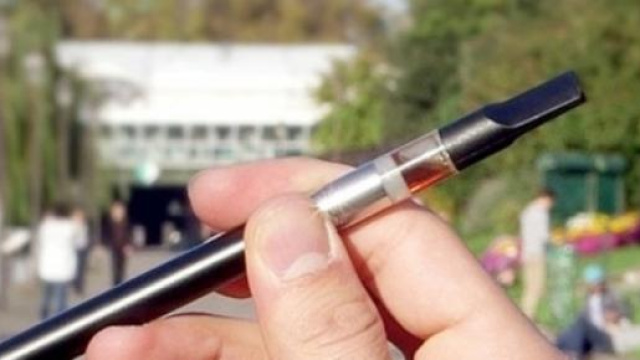 Remplacera-t-il la cigarette qui fait rire?