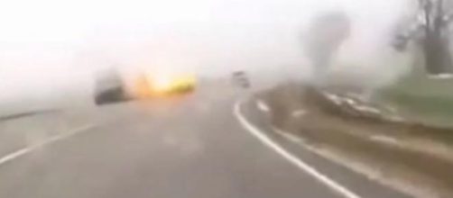 La explosi&oacute;n al momento de caer el rayo