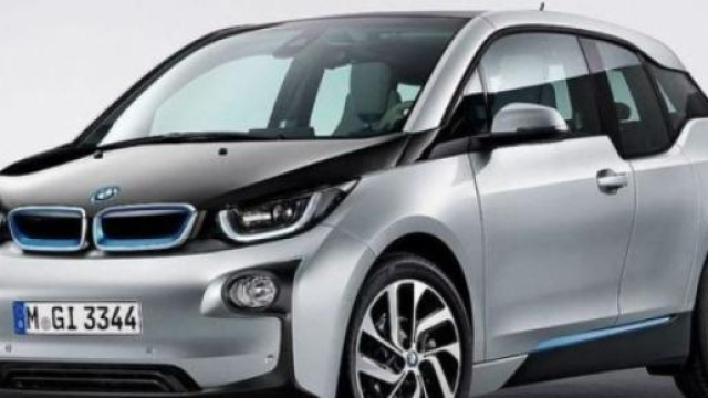 BMW i3, silenziosa, autonoma e super connessa