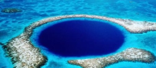 Buraco no mar de Belize, Am&eacute;rica central.