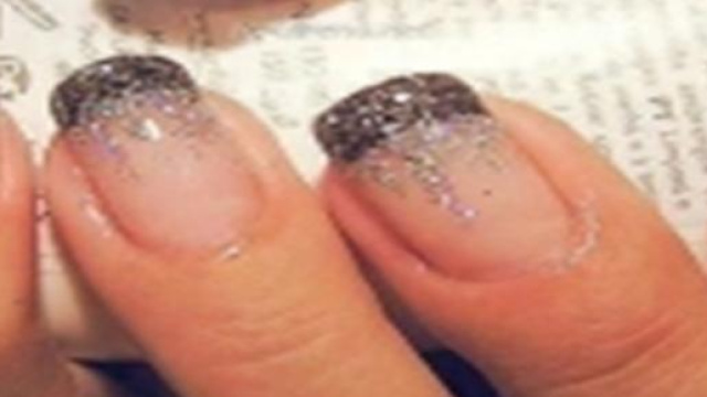 Nail art per capodanno, i migliori colori.