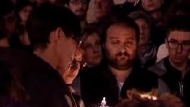 La fiaccolata in onore di Loris Stival 