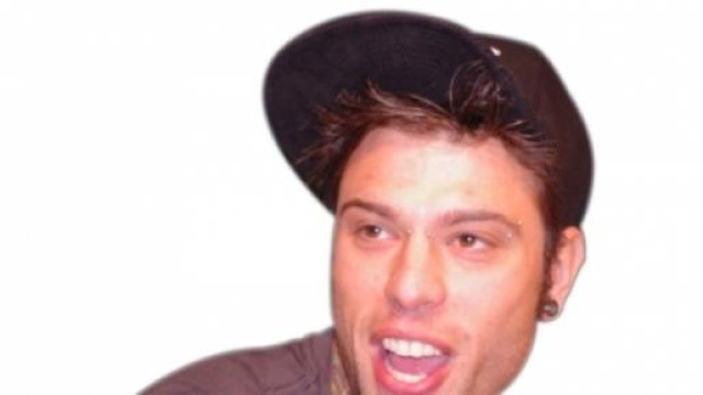 Nella foto, il cantante italiano Fedez