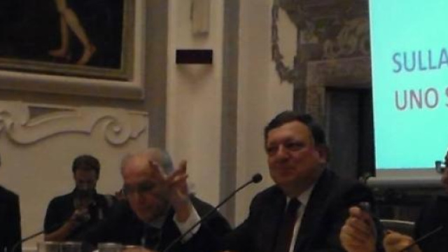Barroso durante la lezione sull'Europa del futuro.