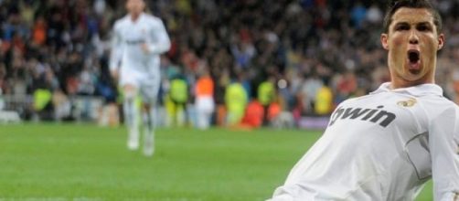 Cristiano pulveriza todas las marcas