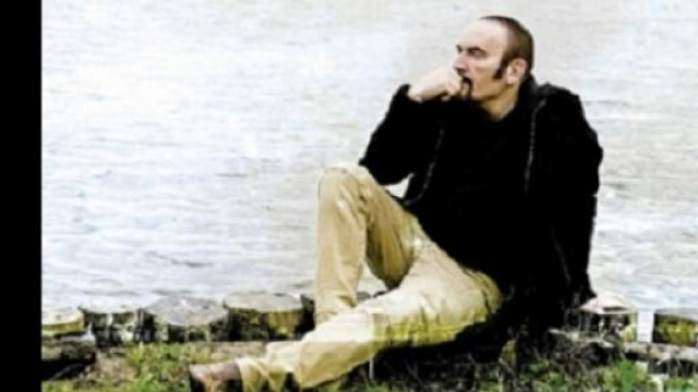 Addio Mango, indimenticabile cantautore italiano