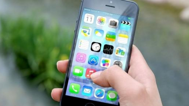 Prezzi e offerte per iPhone 5S e iPhone 5.