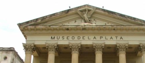 Fachada del Museo de La Plata