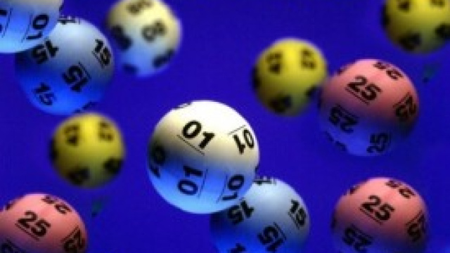 Estrazioni Lotto, Superenalotto oggi, 11 febbraio