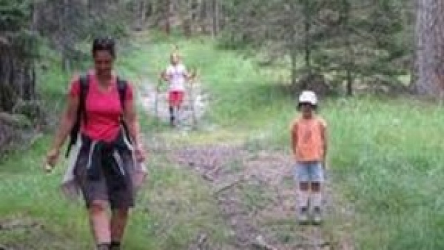 Passeggiare in famiglia ci rende pi&ugrave; felici