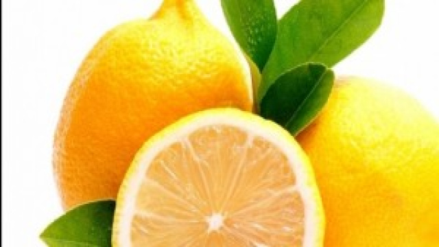 I benefici per la salute offerti dal limone