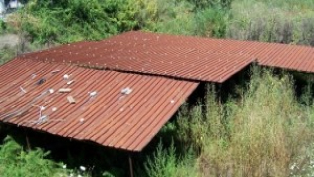 Sito archeologico abbandonato a Monterusciello