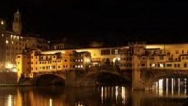 Veduta notturna di Ponte Vecchio