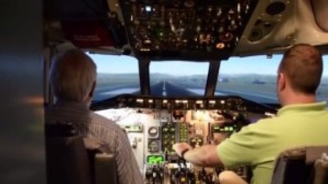Un comandante e un allievo su Alitalia