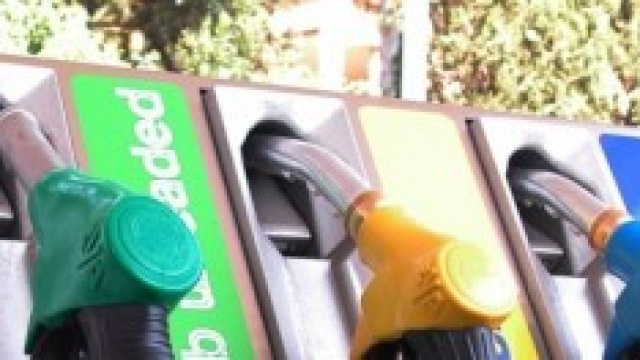 Aumentano i prezzi del carburante