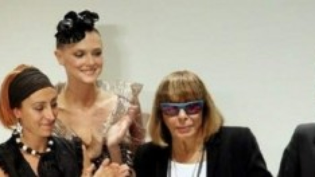 Mariuccia Mandelli all'ultima sfilata di Milano
