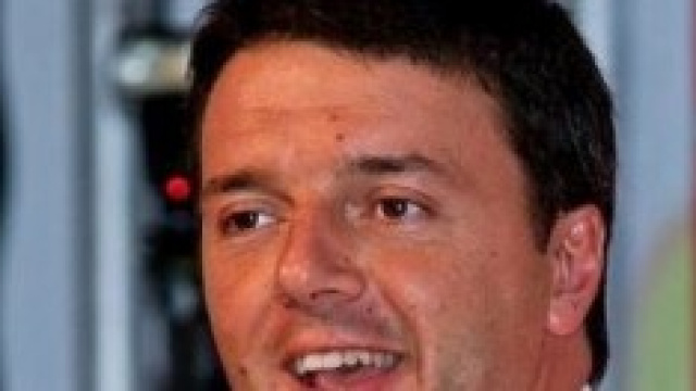 Nuova promessa di Renzi:una scuola per ogni comune
